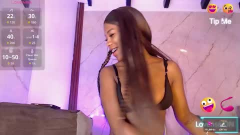 Snapshot of lucianaamorena chatting on 11.05.25 Luciana Morena online show from 11.05.25