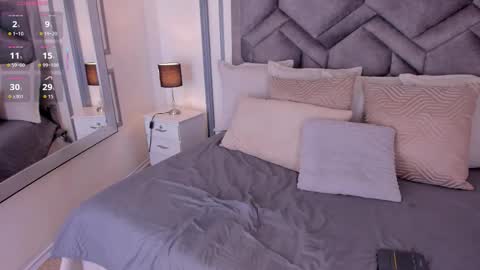    online show from 11.15.25