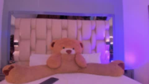 Snapshot of lucianaeusse chatting on 05.27.26 lucianaeusse online show from 05.27.26