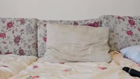 Mysterious Girl online show from 01.26.25