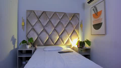 Snapshot of lucianasmith_ chatting on 03.01.25 Luci online show from 03.01.25