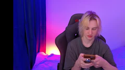 Angelok online show from 04.08.26