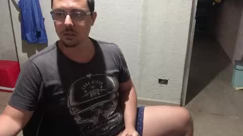 Snapshot of lucifer_curious chatting on 10.08.25 lucifer_curious online show from 10.08.25