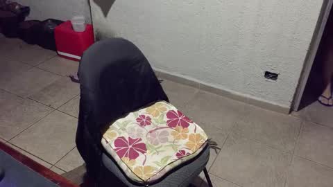 Snapshot of lucifer_curious chatting on 10.18.25 lucifer_curious online show from 10.18.25