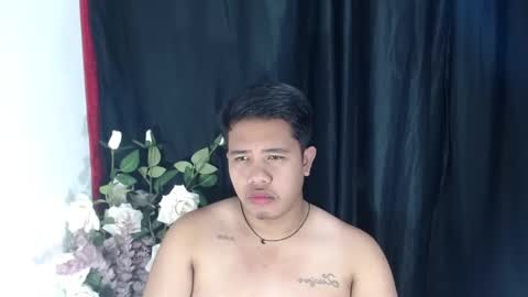 Snapshot of luciferhotcum chatting on 02.21.25 Luciferhotcum online show from 02.21.25