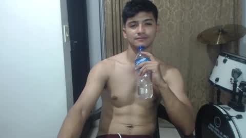 Snapshot of lucifferr_ chatting on 12.17.25 leonel online show from 12.17.25