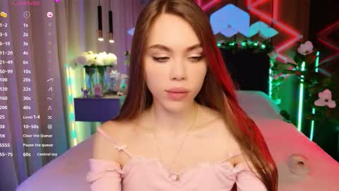 MimiFors online show from 10.18.25