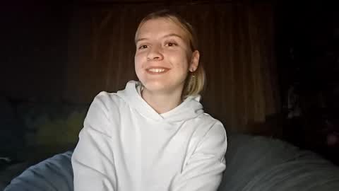 Snapshot of lucileourth chatting on 09.25.25 Monika online show from 09.25.25