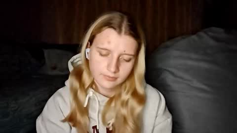 Snapshot of lucileourth chatting on 10.19.25 Monika online show from 10.19.25