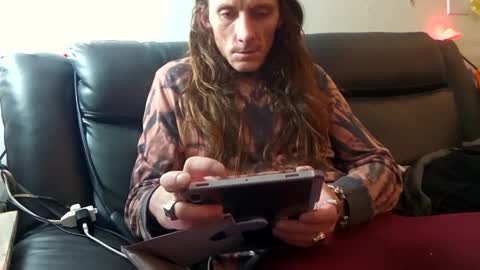 Snapshot of luciousloxs chatting on 11.28.25 luciousloxs online show from 11.28.25