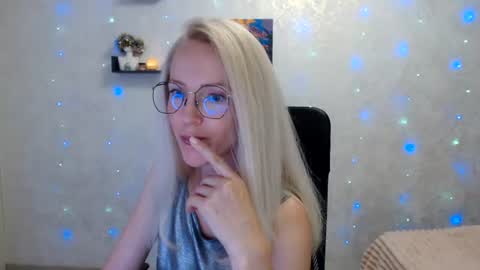 Snapshot of luckcristal chatting on 07.07.26 Arina online show from 07.07.26