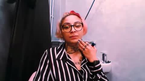 Snapshot of lucky_denizz chatting on 11.26.25 lucky_denizz online show from 11.26.25