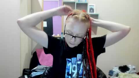 lucky_licky20 online show from 03.06.25