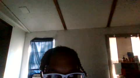 Snapshot of lucky_light_usa chatting on 06.27.26 lucky online show from 06.27.26