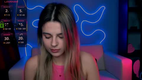 Snapshot of luckybabymeow chatting on 05.06.26 Mila Sweetheart online show from 05.06.26