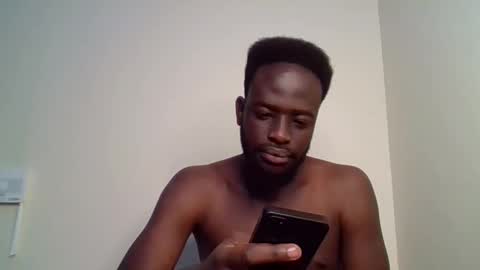 Snapshot of luckycharly chatting on 10.08.25 MASTER DOM online show from 10.08.25