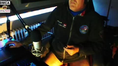        call me  Stefan online show from 02.01.25