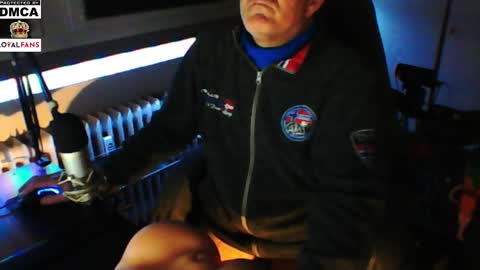        call me  Stefan online show from 02.02.25