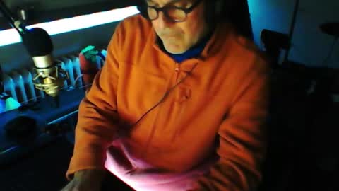        call me  Stefan online show from 03.07.26