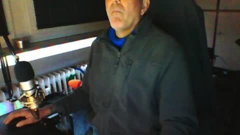        call me  Stefan online show from 04.05.26