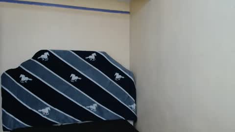 Snapshot of luckyluna7 chatting on 09.09.25 luckyluna online show from 09.09.25