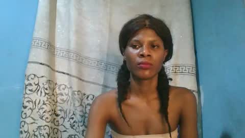 Snapshot of luckymadequeen chatting on 03.30.26 Gloria online show from 03.30.26