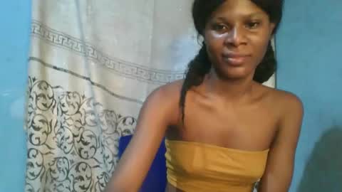 Snapshot of luckymadequeen chatting on 04.08.26 Gloria online show from 04.08.26