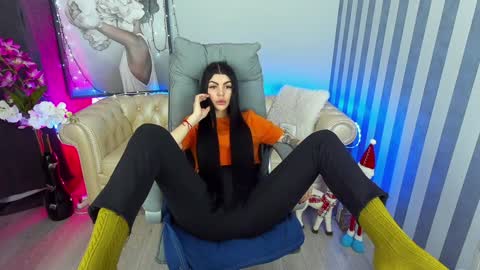 Monika online show from 01.15.25