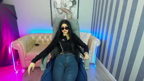 Monika online show from 02.07.25