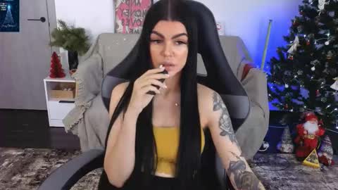 Monika online show from 12.17.25