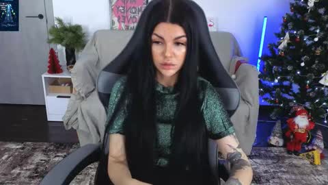 Monika online show from 12.19.25