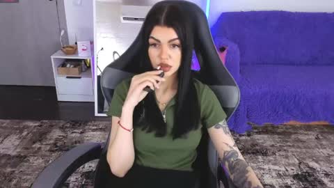 Monika online show from 04.20.26