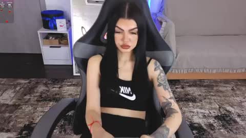 Monika online show from 04.29.26