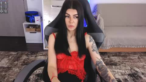 Snapshot of luckyrebel_ chatting on 05.03.26 Monika online show from 05.03.26