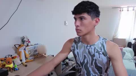 Lu Independent Model online show from 01.31.26