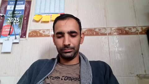 Snapshot of lucsbig61 chatting on 12.04.24 BIG dick online show from 12.04.24