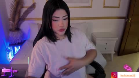 Snapshot of lucy266_ chatting on 02.26.25 lucy online show from 02.26.25