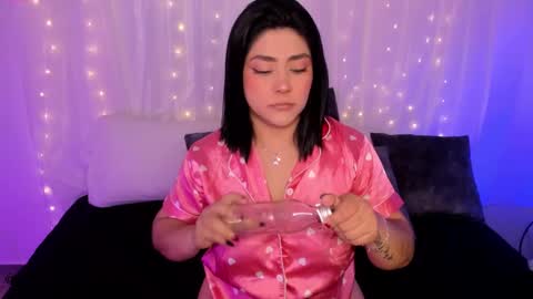 Snapshot of lucy266_ chatting on 10.23.25 lucy online show from 10.23.25