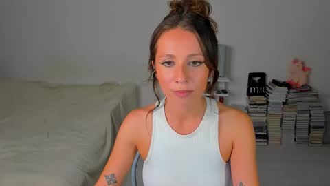 lucy__ray online show from 09.16.25