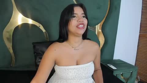 Snapshot of lucy_asm chatting on 05.28.26 Lucia online show from 05.28.26