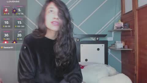 Lucy Herrera online show from 10.05.25