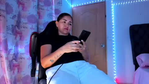 Snapshot of lucy_chanell chatting on 06.22.26 lucy online show from 06.22.26