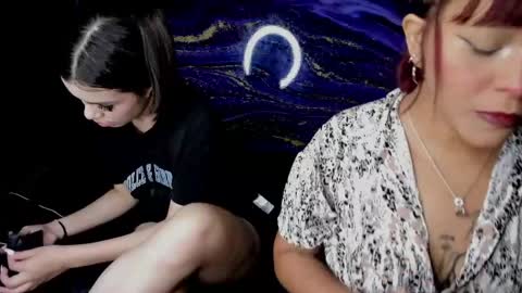 Snapshot of lucy_doll69 chatting on 05.01.26 lucy_doll69 online show from 05.01.26