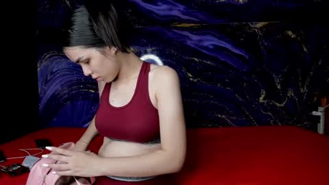 Snapshot of lucy_doll69 chatting on 05.19.26 lucy_doll69 online show from 05.19.26