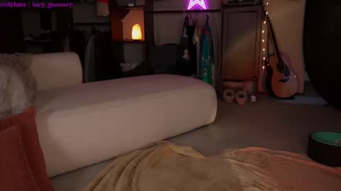 Lucy. online show from 01.31.25