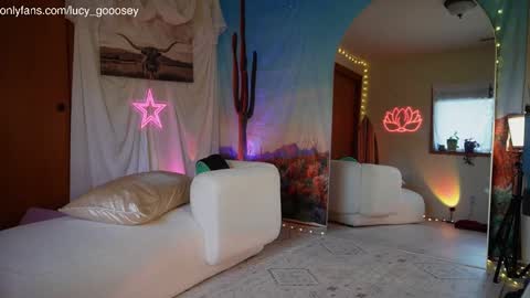 Lucy. online show from 09.09.25