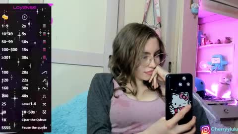 Snapshot of lucy_s3x chatting on 03.09.25 Lulu online show from 03.09.25