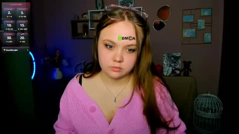 Snapshot of lucy_shy3 chatting on 04.10.26 lucy online show from 04.10.26