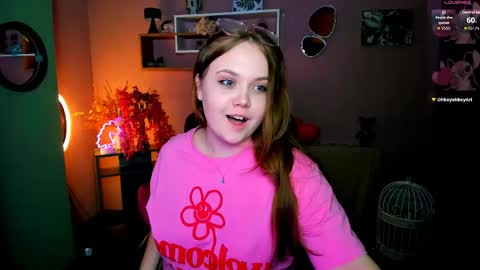 Snapshot of lucy_shy3 chatting on 04.15.26 lucy online show from 04.15.26
