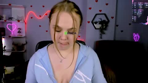 Snapshot of lucy_shy3 chatting on 05.17.26 lucy online show from 05.17.26